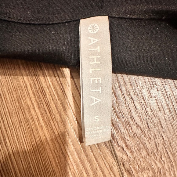 Athleta Dolman T-shirt, black, size S - Picture 2 of 2